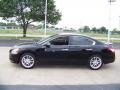 Super Black - Maxima 3.5 SV Photo No. 1