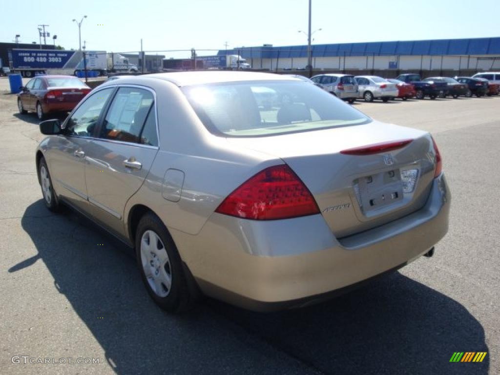 2007 Accord LX Sedan - Desert Mist Metallic / Ivory photo #2