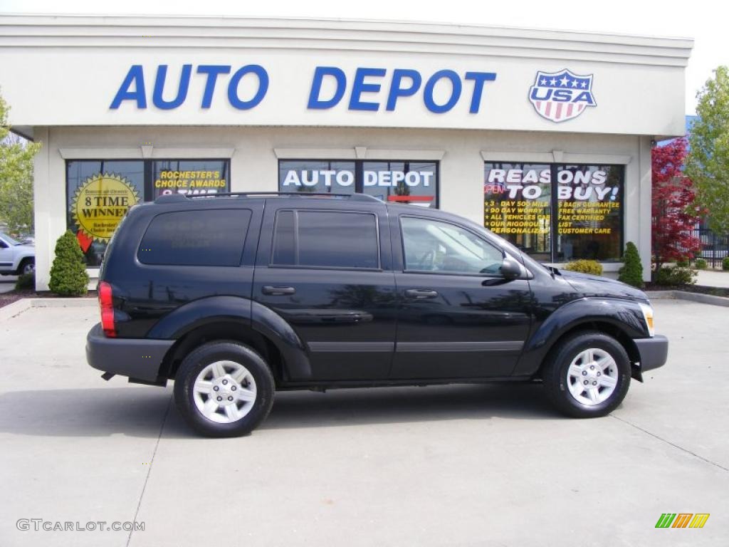 2005 Durango SXT 4x4 - Black / Medium Slate Gray photo #1