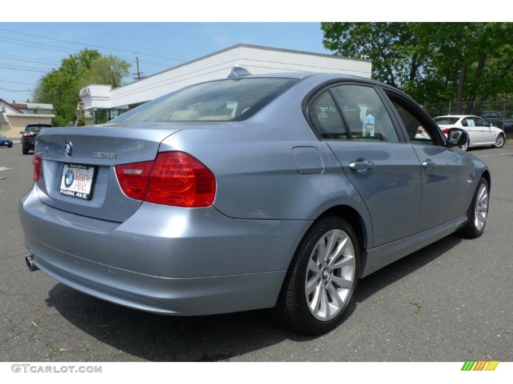 2010 3 Series 328i xDrive Sedan - Blue Water Metallic / Beige photo #15
