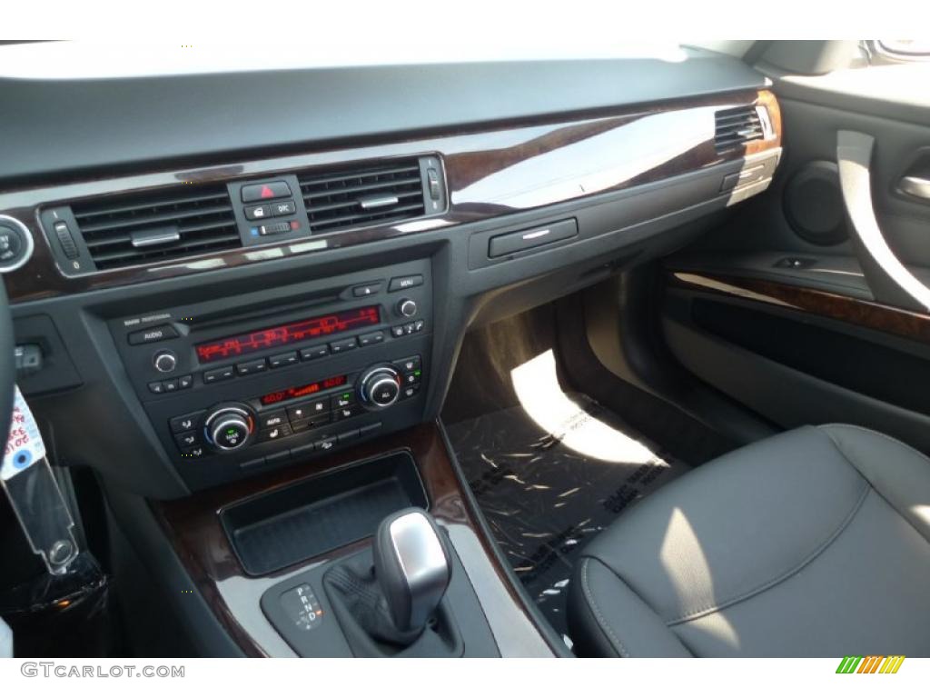 2010 3 Series 328i xDrive Sedan - Blue Water Metallic / Black photo #46