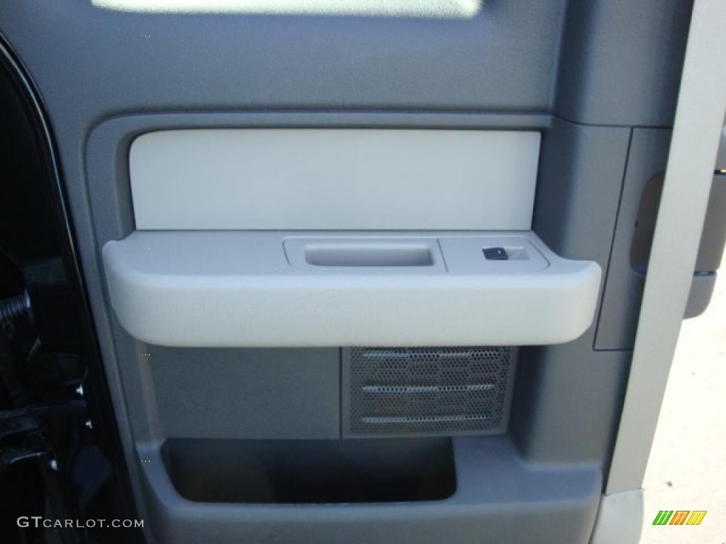 2010 F150 XLT SuperCab 4x4 - Tuxedo Black / Medium Stone photo #14