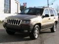 2000 Champagne Pearlcoat Jeep Grand Cherokee Laredo 4x4  photo #4