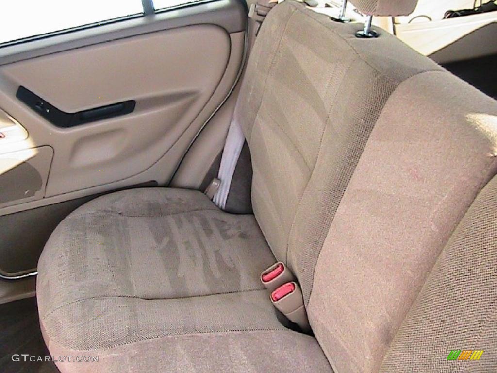 2000 Grand Cherokee Laredo 4x4 - Champagne Pearlcoat / Camel photo #40