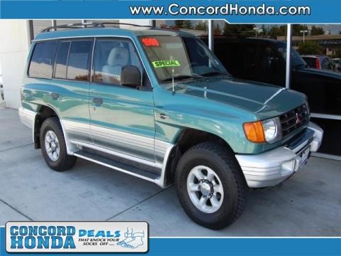 1998 Mitsubishi Montero 4x4 Data, Info and Specs