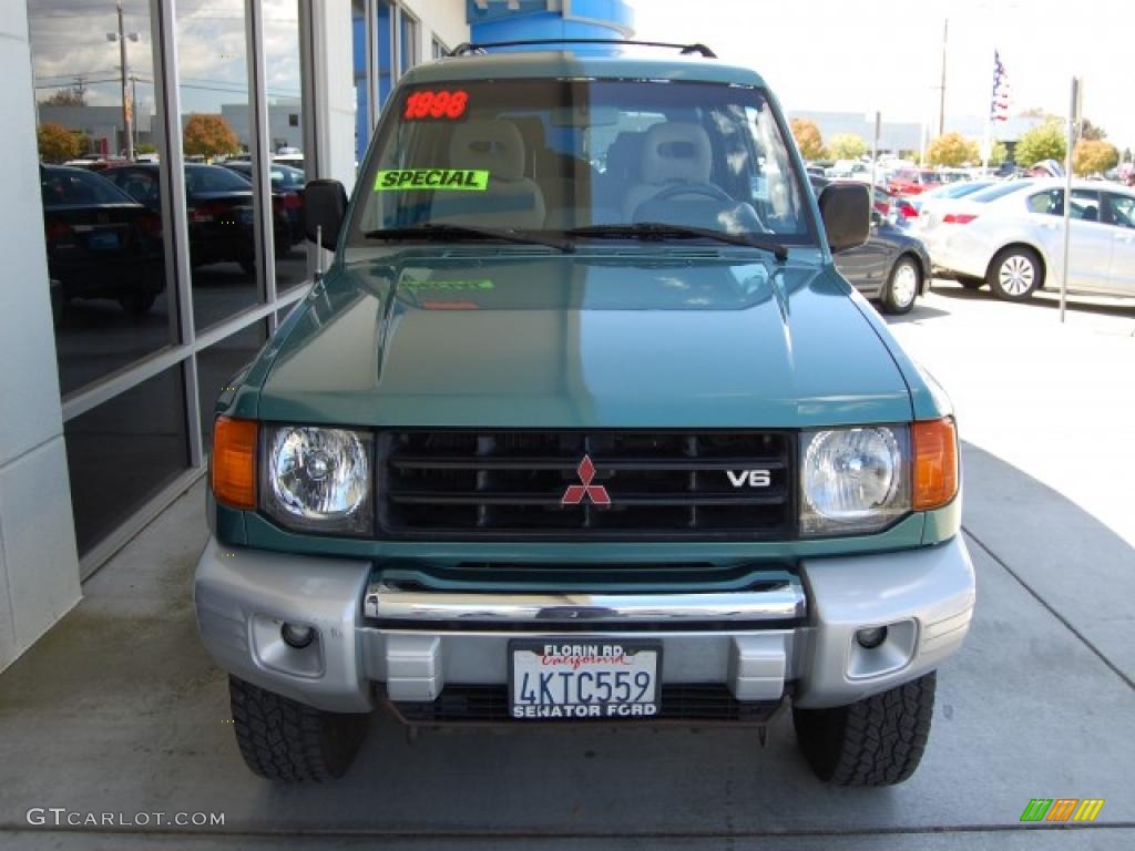 1998 Montero 4x4 - Green Metallic / Gray photo #8