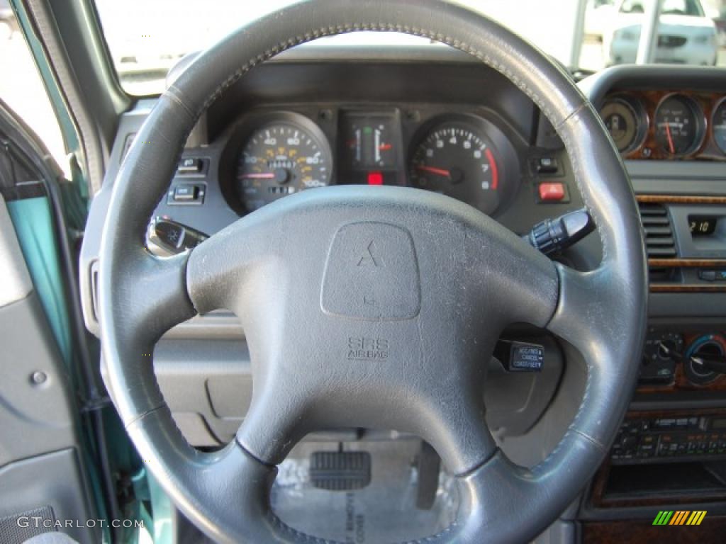 1998 Montero 4x4 - Green Metallic / Gray photo #21