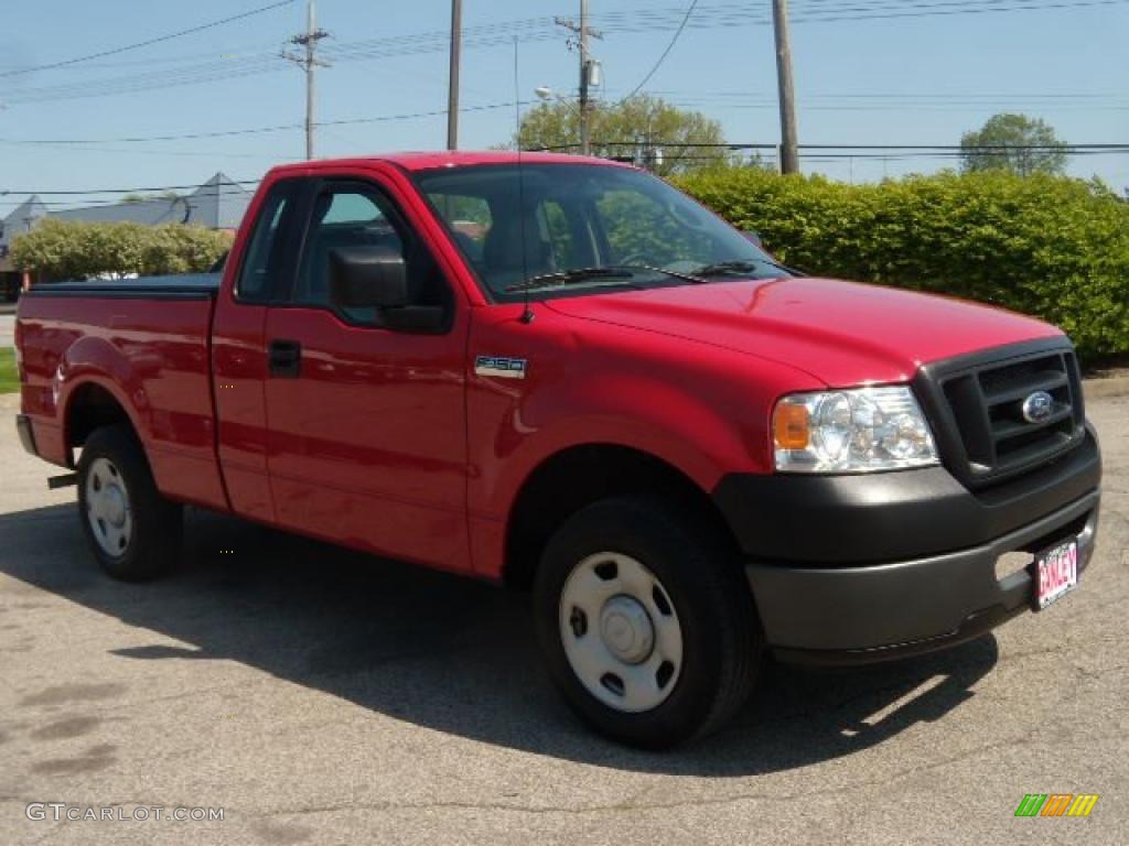 2006 F150 XL Regular Cab - Bright Red / Medium/Dark Flint photo #7