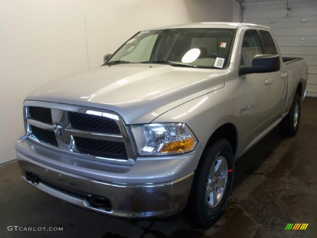 Bright Silver Metallic Dodge Ram 1500