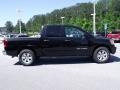 Galaxy Black - Titan SE Crew Cab Photo No. 6