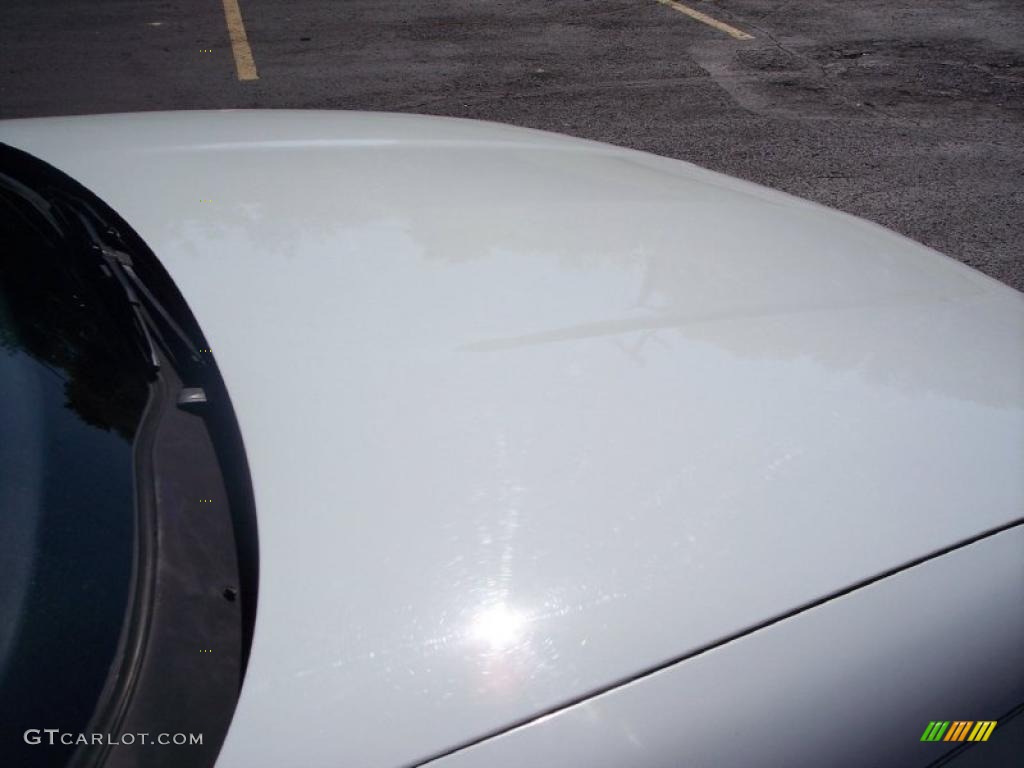 1994 Cutlass Supreme Convertible - Bright White / Black photo #21