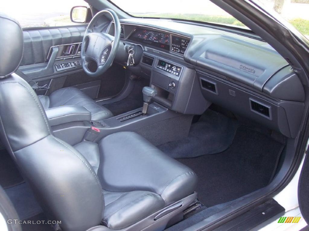 1994 Cutlass Supreme Convertible - Bright White / Black photo #31