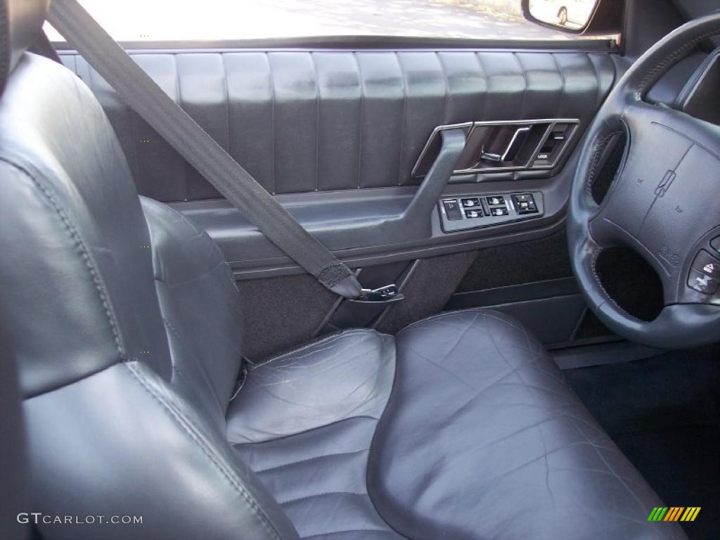 1994 Cutlass Supreme Convertible - Bright White / Black photo #35