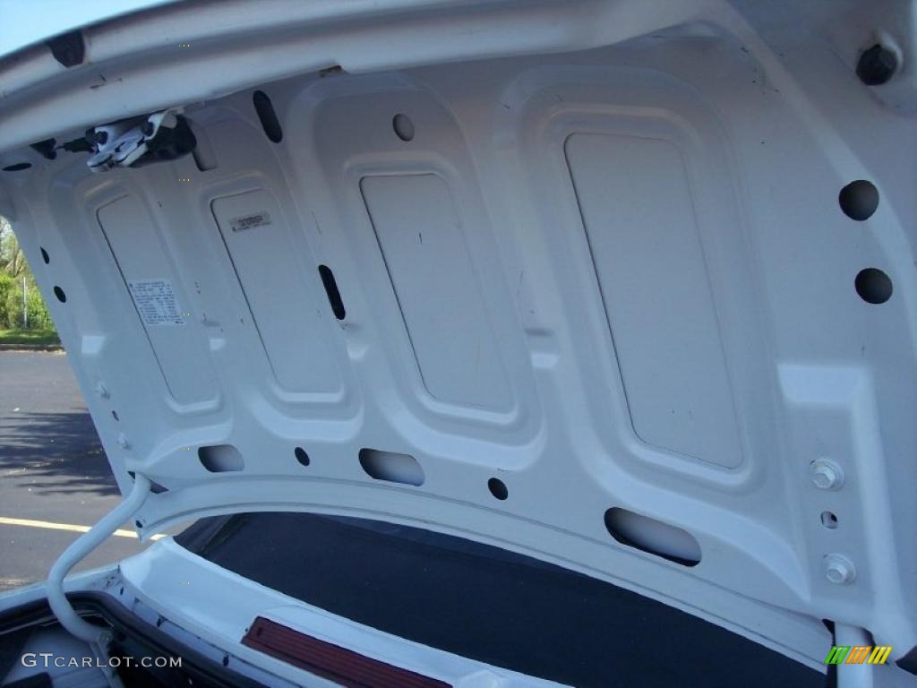 1994 Cutlass Supreme Convertible - Bright White / Black photo #48