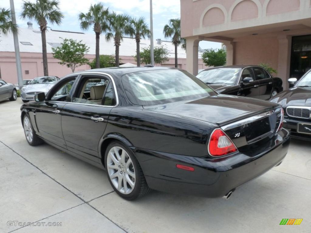 2008 XJ XJ8 L - Ebony Black / Champagne/Charcoal photo #4