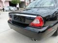 Ebony Black - XJ XJ8 L Photo No. 7