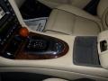 Ebony Black - XJ XJ8 L Photo No. 30