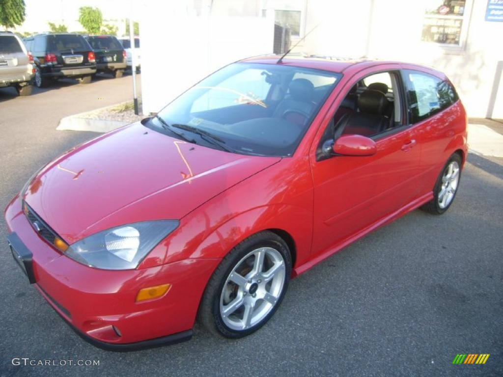 2004 Focus SVT Coupe - Infra-Red / Black/Red photo #1