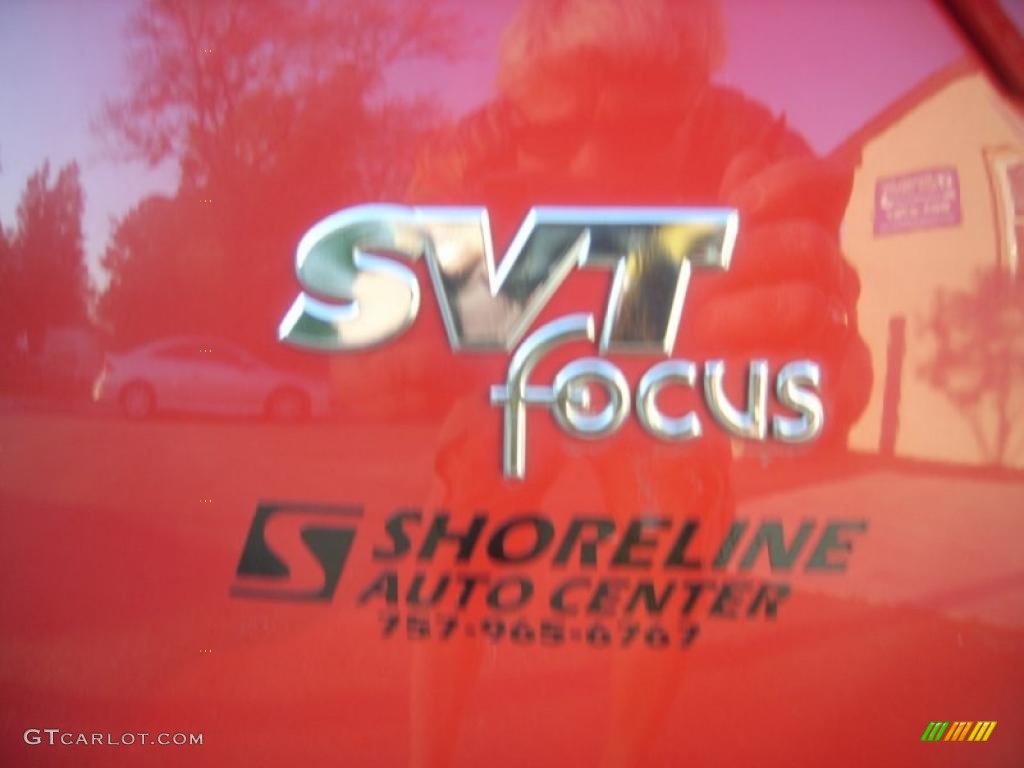 2004 Focus SVT Coupe - Infra-Red / Black/Red photo #4