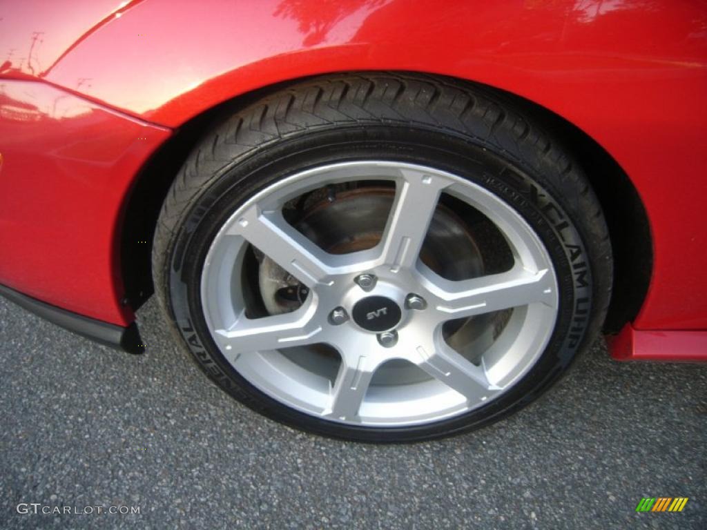 2004 Focus SVT Coupe - Infra-Red / Black/Red photo #24