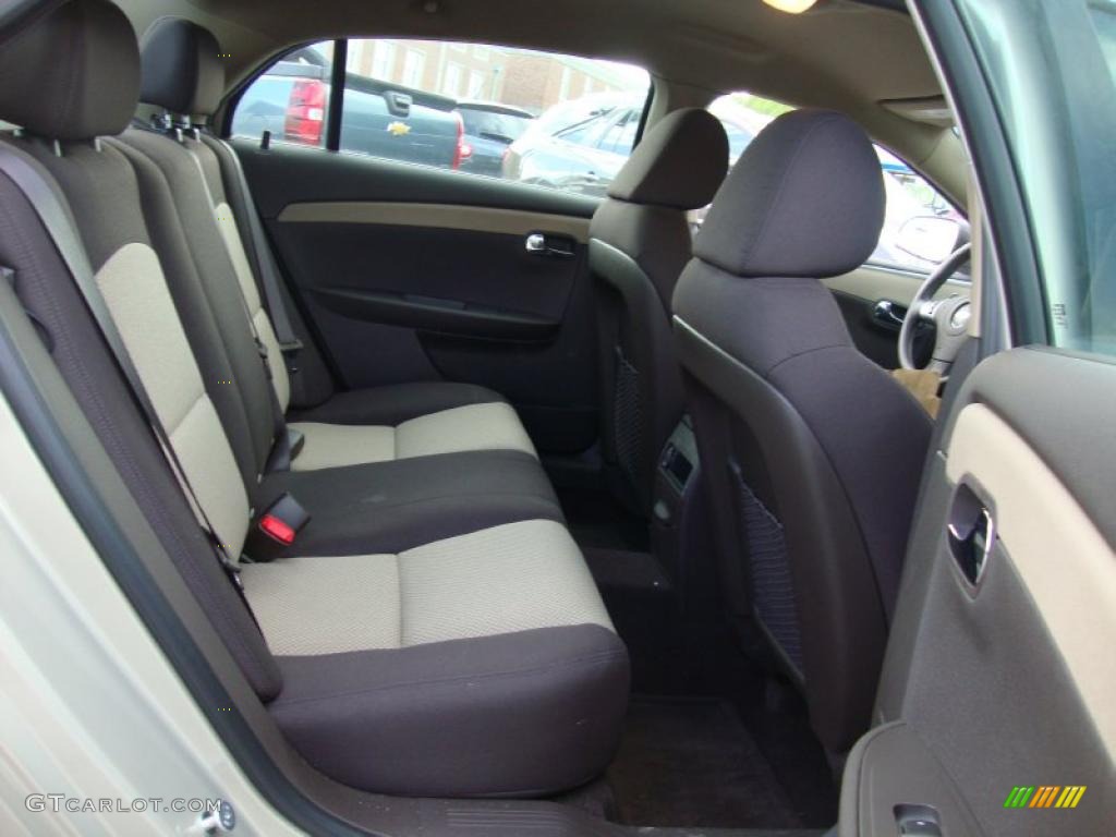 2010 Malibu LS Sedan - Gold Mist Metallic / Cocoa/Cashmere photo #20