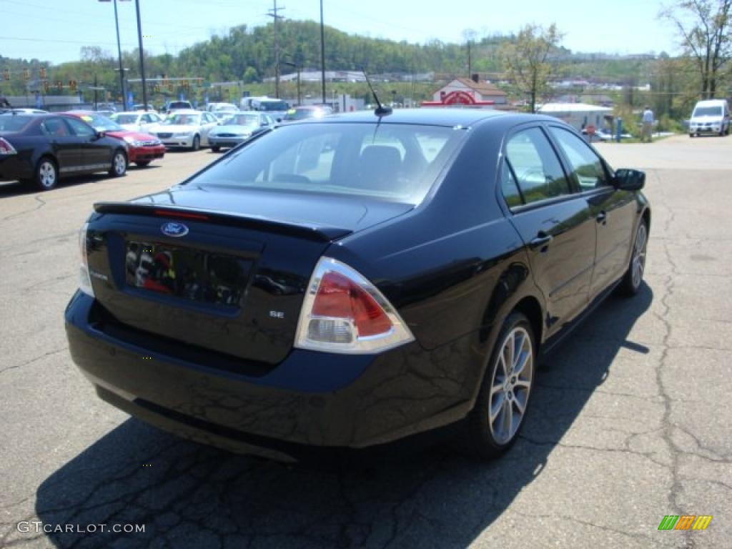 2008 Fusion SE - Black Ebony / Charcoal Black/Red photo #4