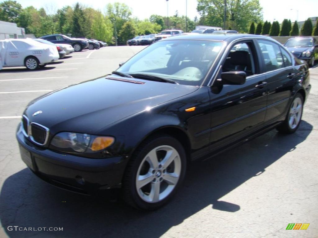 2004 3 Series 330xi Sedan - Jet Black / Black photo #2