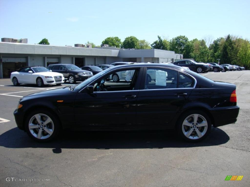 2004 3 Series 330xi Sedan - Jet Black / Black photo #11