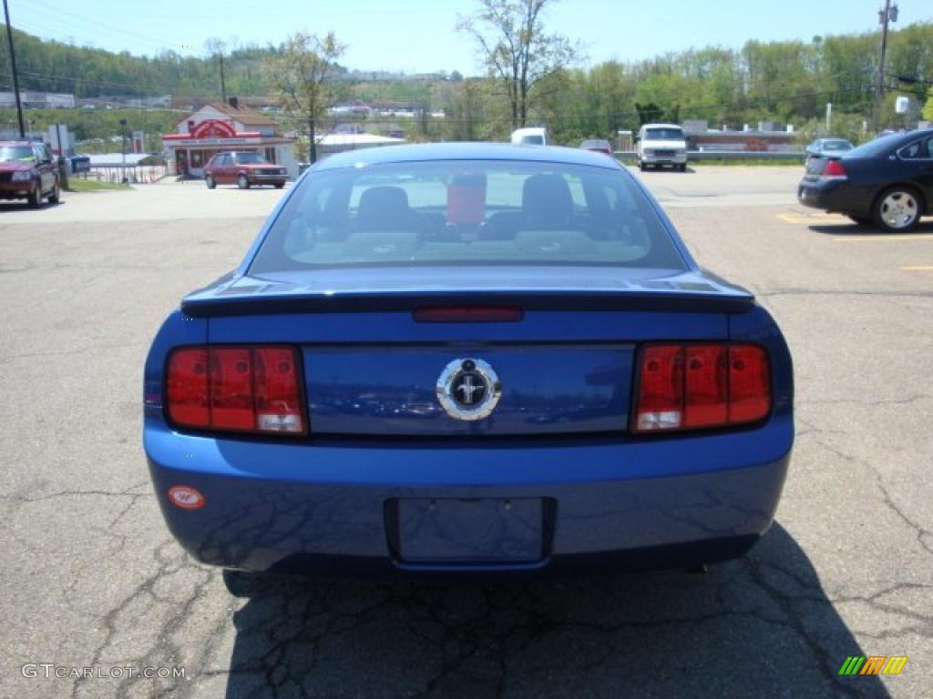 2007 Mustang V6 Deluxe Coupe - Vista Blue Metallic / Dark Charcoal photo #3