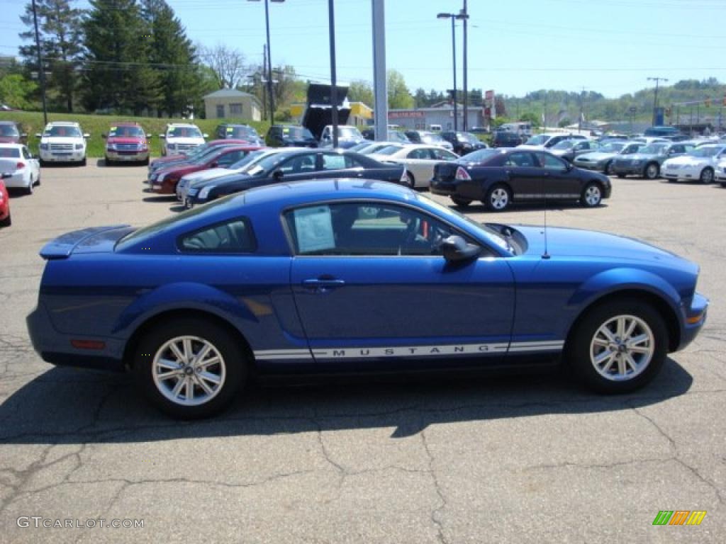 2007 Mustang V6 Deluxe Coupe - Vista Blue Metallic / Dark Charcoal photo #5