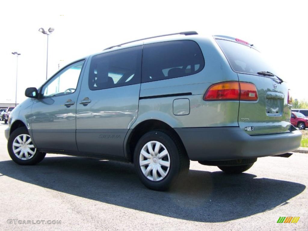 1998 Sienna LE - Silver Spruce Metallic / Gray photo #3