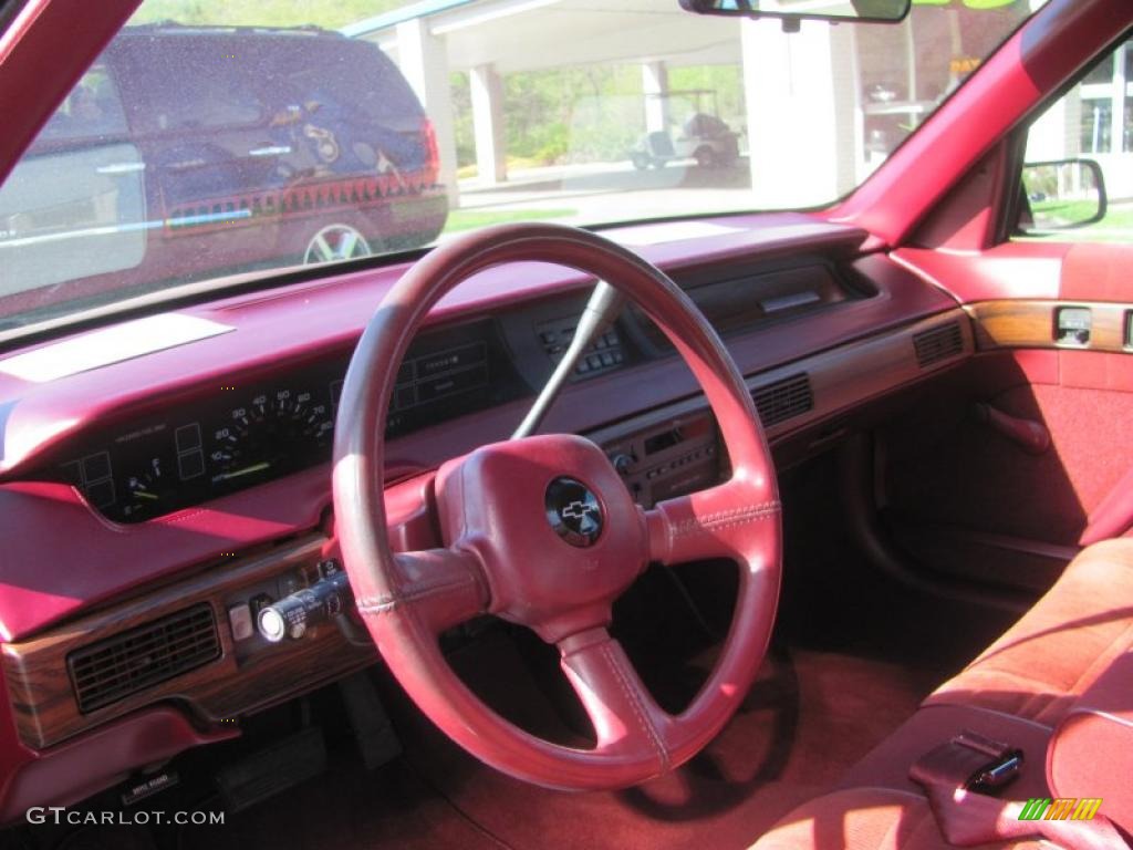 1992 Lumina Sedan - Medium Garnet Red Metallic / Red photo #11