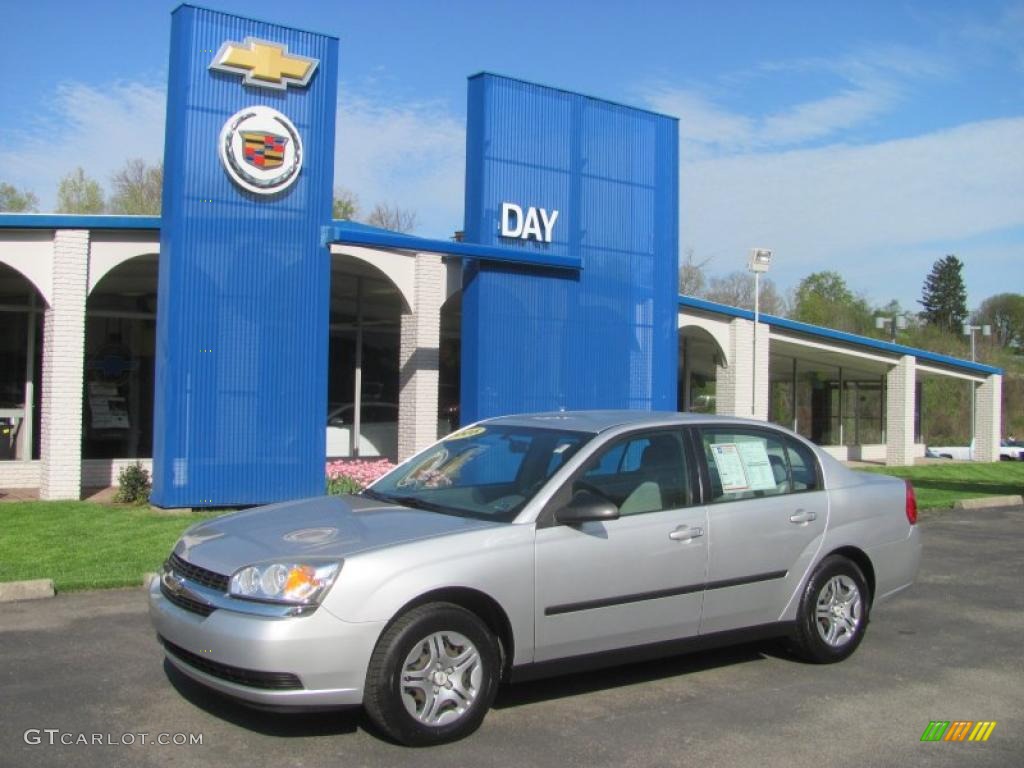 2005 Malibu Sedan - Galaxy Silver Metallic / Gray photo #1