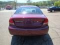 2004 Merlot Metallic Ford Taurus SE Sedan  photo #3