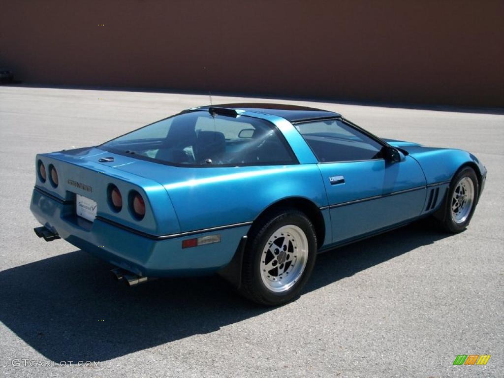 1987 Corvette Coupe - Medium Blue Metallic / Blue photo #4