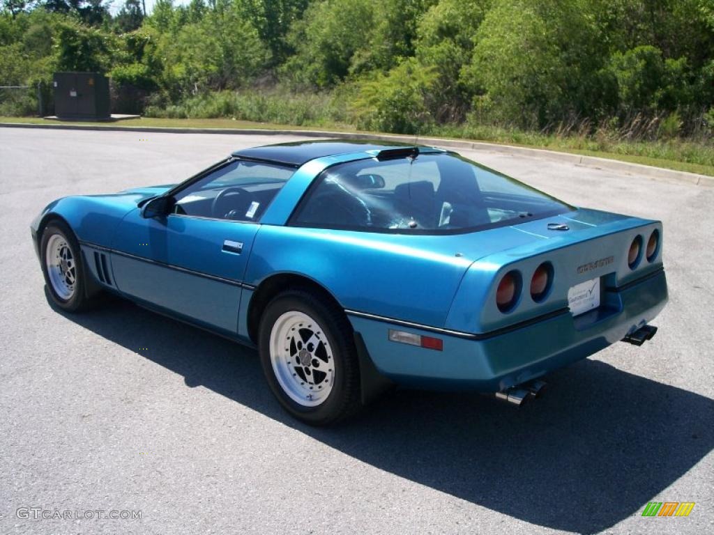 1987 Corvette Coupe - Medium Blue Metallic / Blue photo #5
