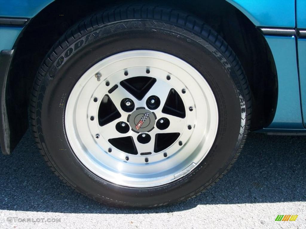 1987 Corvette Coupe - Medium Blue Metallic / Blue photo #9