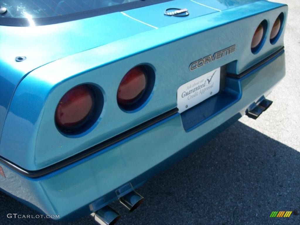 1987 Corvette Coupe - Medium Blue Metallic / Blue photo #13