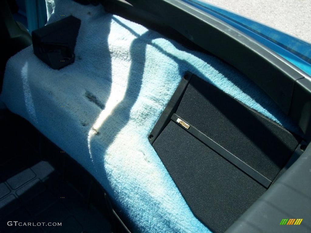 1987 Corvette Coupe - Medium Blue Metallic / Blue photo #18