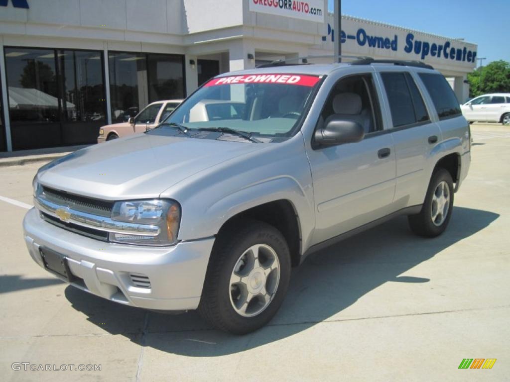 2007 TrailBlazer LS - Silverstone Metallic / Light Gray photo #1