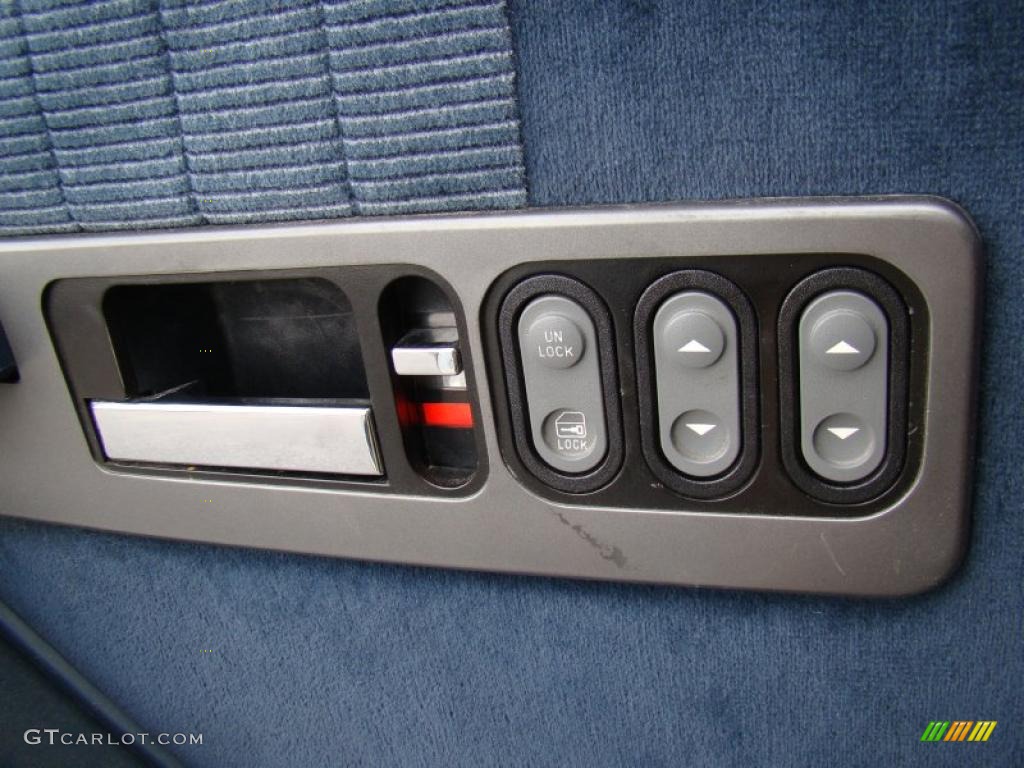 1990 C/K C3500 454 SS Regular Cab - Catalina Blue Metallic / Blue photo #17