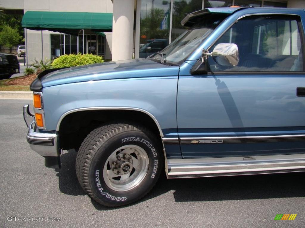 1990 C/K C3500 454 SS Regular Cab - Catalina Blue Metallic / Blue photo #26
