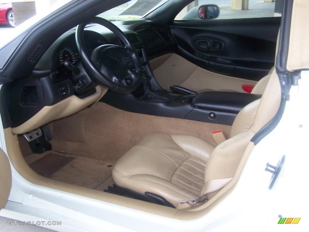 1998 Corvette Convertible - Arctic White / Light Oak photo #3