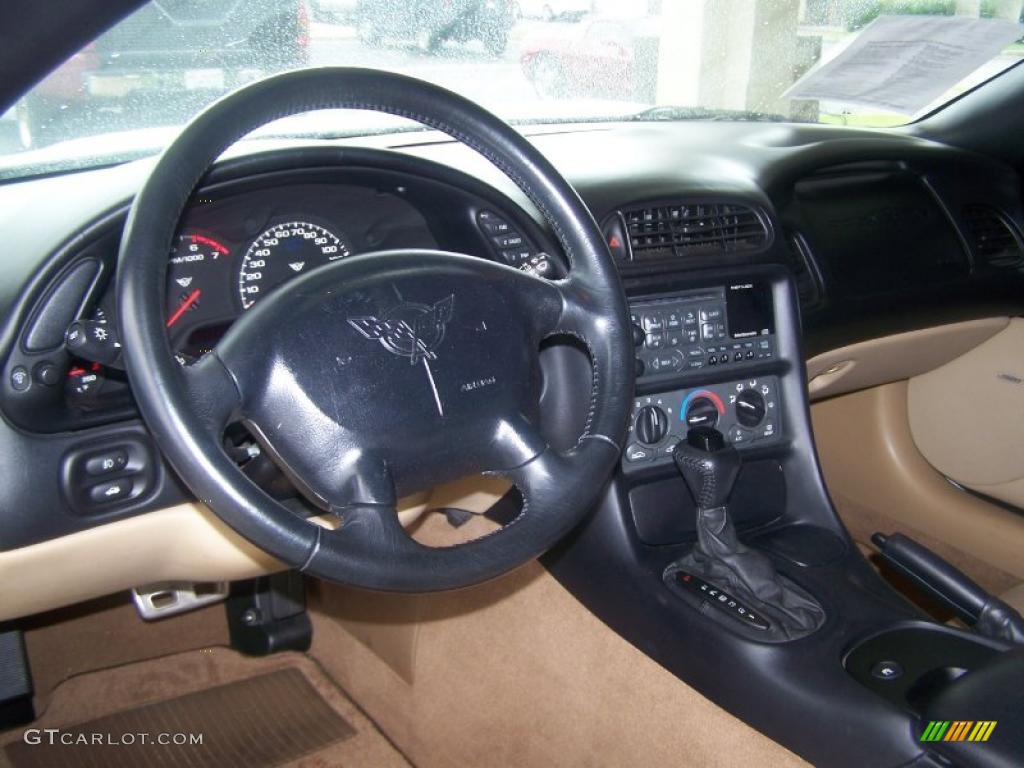 1998 Corvette Convertible - Arctic White / Light Oak photo #8