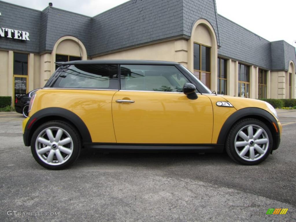 2007 Cooper S Hardtop - Mellow Yellow / Grey/Carbon Black photo #8