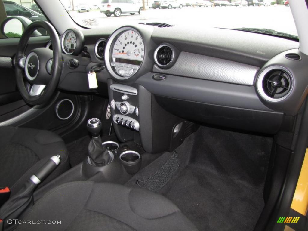 2007 Cooper S Hardtop - Mellow Yellow / Grey/Carbon Black photo #14