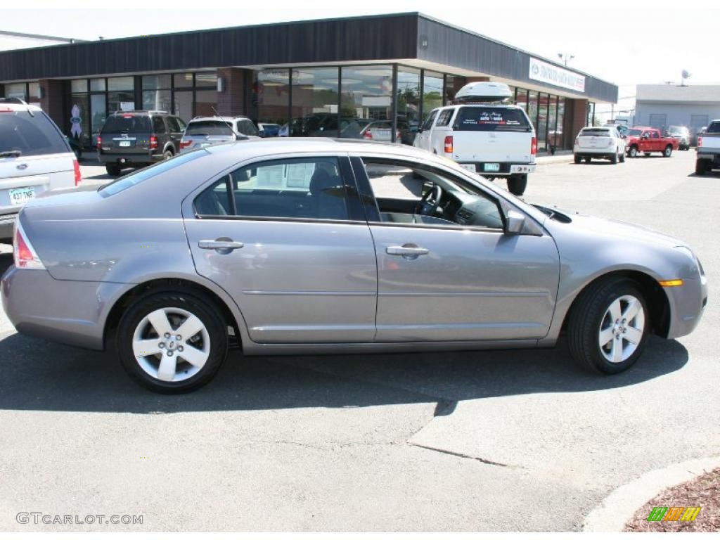 2007 Fusion SE V6 - Tungsten Grey Metallic / Charcoal Black photo #4