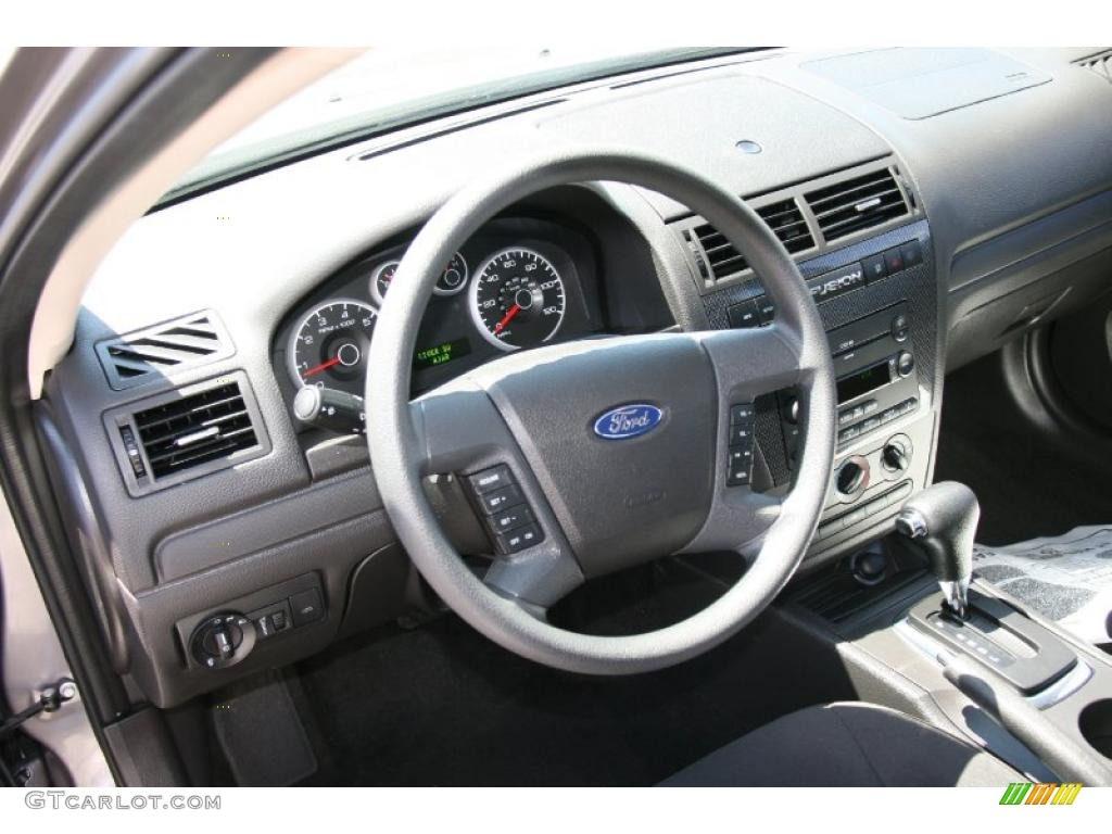 2007 Fusion SE V6 - Tungsten Grey Metallic / Charcoal Black photo #12