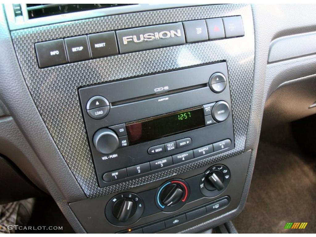 2007 Fusion SE V6 - Tungsten Grey Metallic / Charcoal Black photo #16