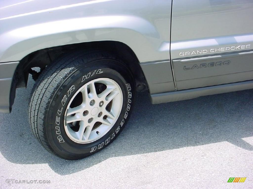 2002 Grand Cherokee Laredo - Silverstone Metallic / Dark Slate Gray photo #20